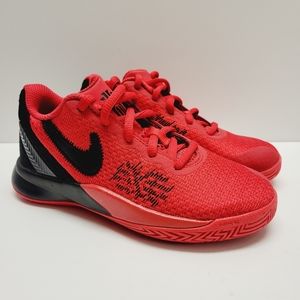 NIKE KYRIE FLYTRAP II KID'S size 11.5C AQ3413 667 Red